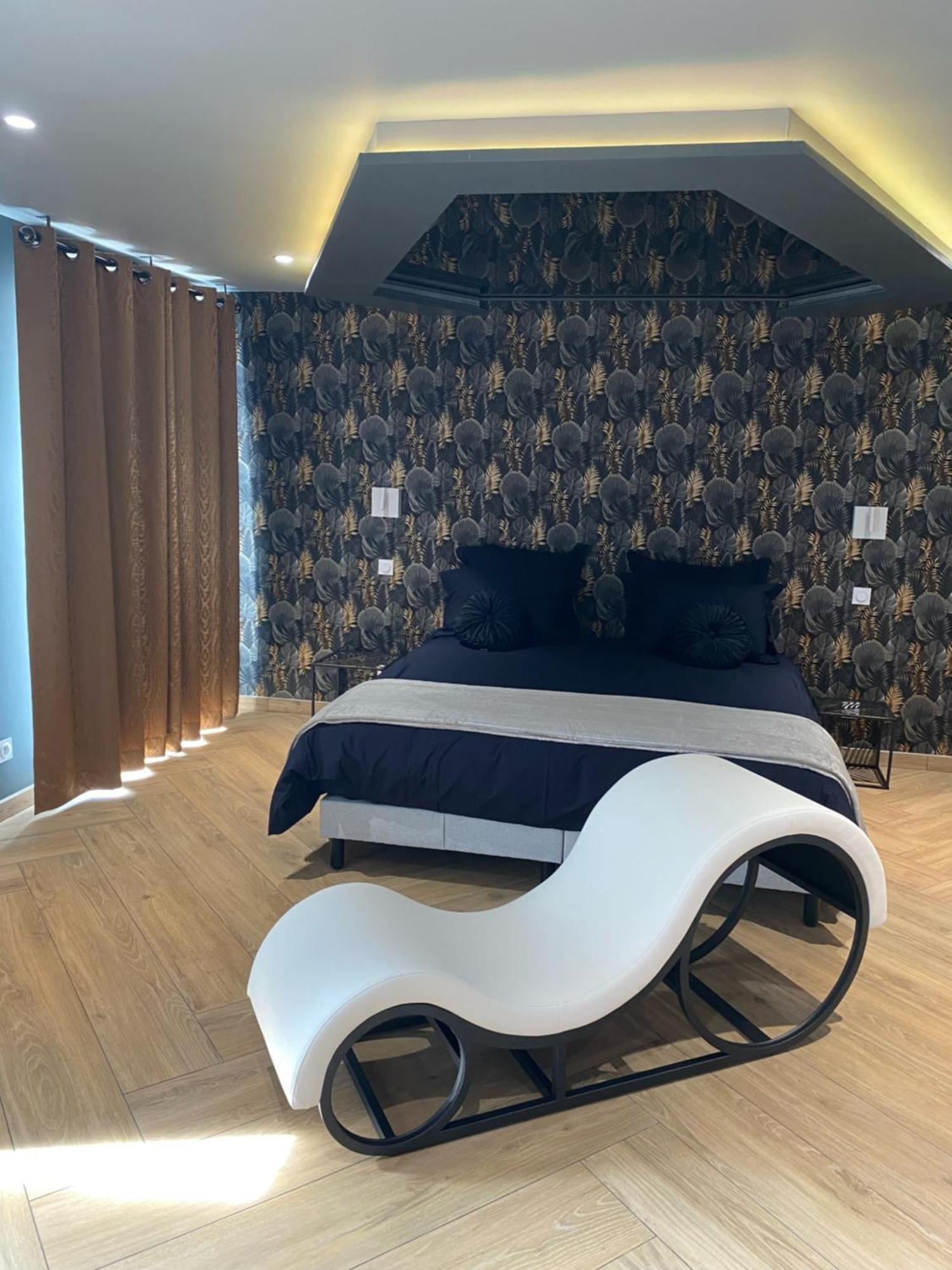 Hotel Domaine Du Sauge La Riche Zewnętrze zdjęcie